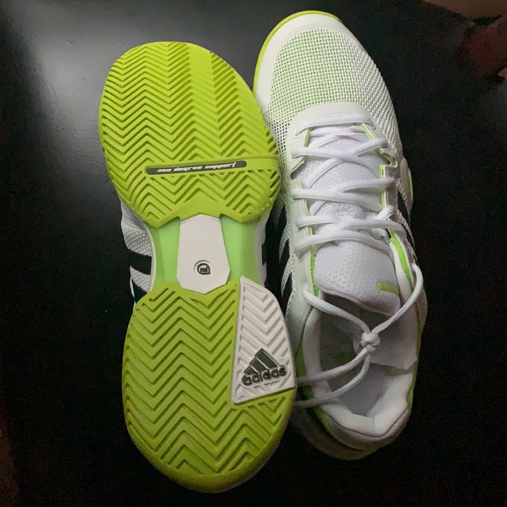 Adipower Barricade 8